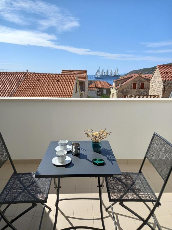 Apartments Nona Draga Комижа Экстерьер фото