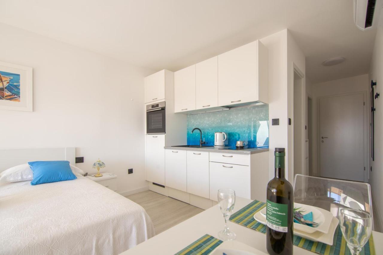 Apartments Nona Draga Комижа Экстерьер фото