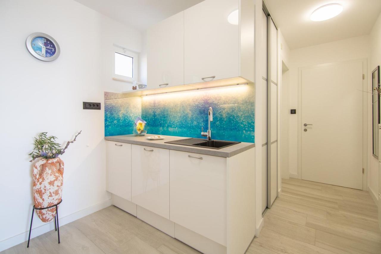 Apartments Nona Draga Комижа Экстерьер фото