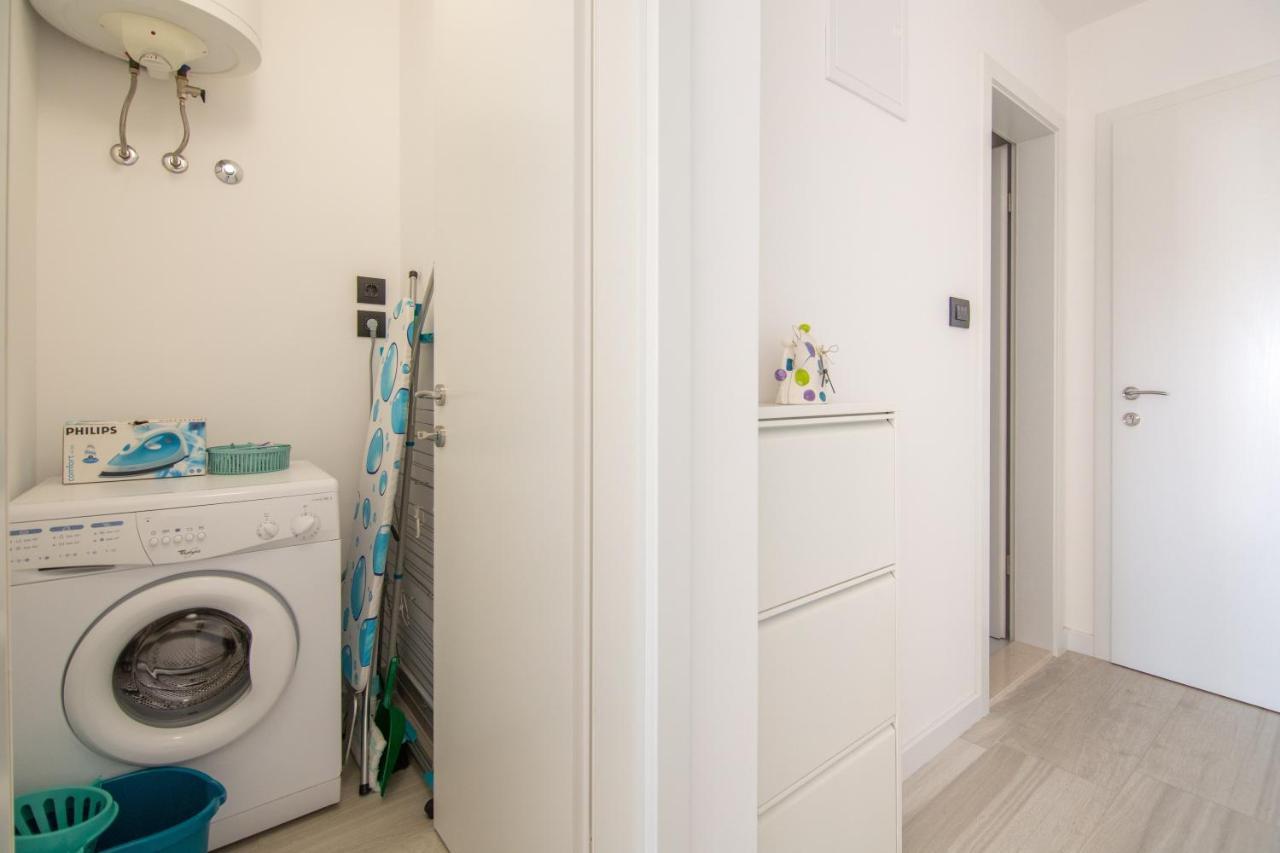 Apartments Nona Draga Комижа Экстерьер фото